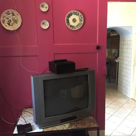 Holiday home Les Deux Licornes Anchenoncourt-et-Chazel